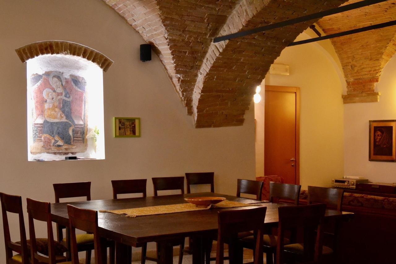 Hotel Italia Foligno Dış mekan fotoğraf