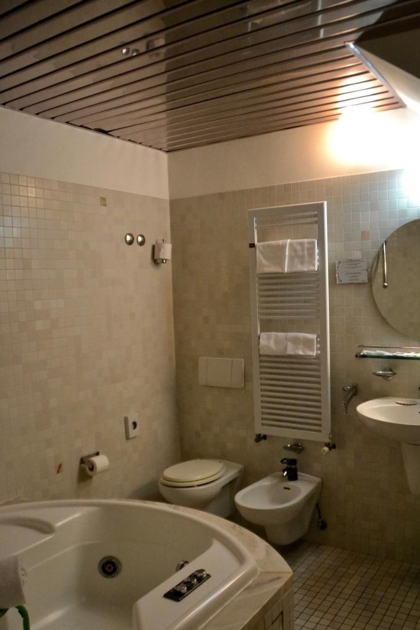 Hotel Italia Foligno Dış mekan fotoğraf